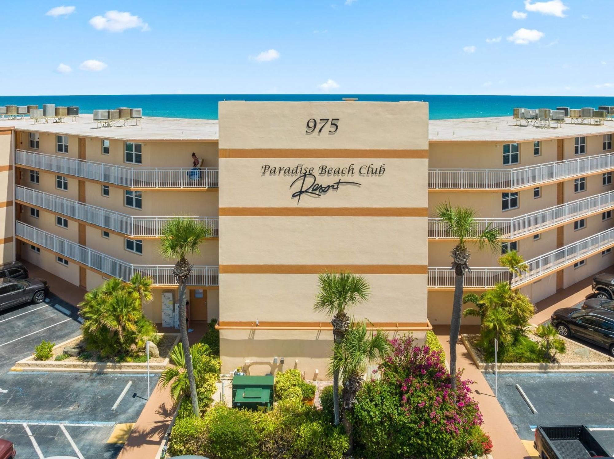 Paradise Beach Club - Oceanfront And Penthouse Сателлайт-Біч Екстер'єр фото